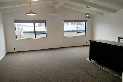 Photo of property in 1/9 Titoki Street, Te Atatu Peninsula, Auckland, 0610