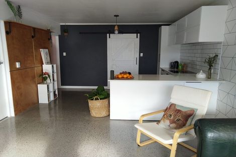 Photo of property in 11/75 Carrington Street, Lower Vogeltown, New Plymouth, 4310