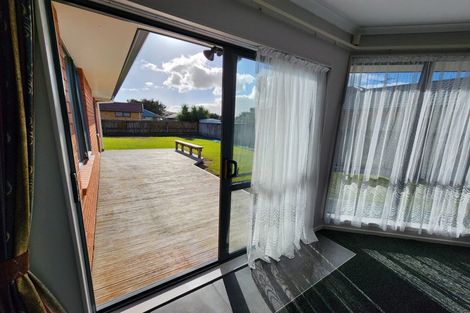 Photo of property in 34 Farnborough Drive, Nawton, Hamilton, 3200