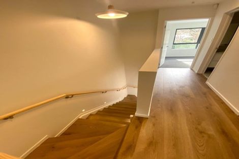 Photo of property in 1b Dundale Avenue, Blockhouse Bay, Auckland, 0600