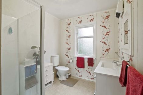 Photo of property in 83 Vivian Street, New Plymouth, 4310