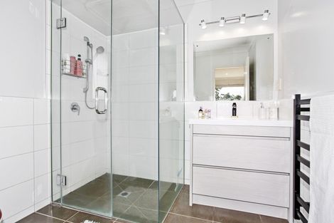 Photo of property in 112e Victoria Avenue, Waiuku, 2123