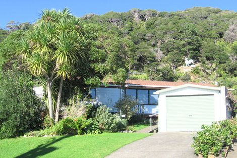 Photo of property in 1 Puriri Street, Eastbourne, Lower Hutt, 5013