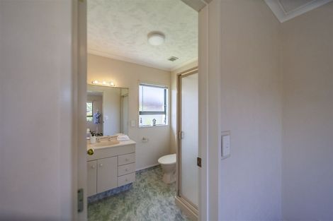 Photo of property in 3 Beaufort Place, Taradale, Napier, 4112