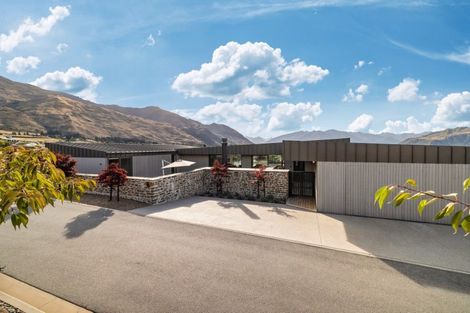Photo of property in Meadowstone Alpha Series, 6 Petalite Lane, Wanaka, 9305