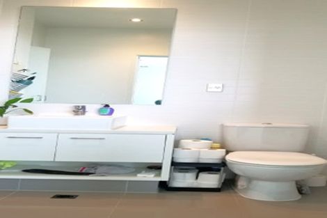 Photo of property in Sentinel Apartments, 1102/3 Northcroft Street, Takapuna, Auckland, 0622