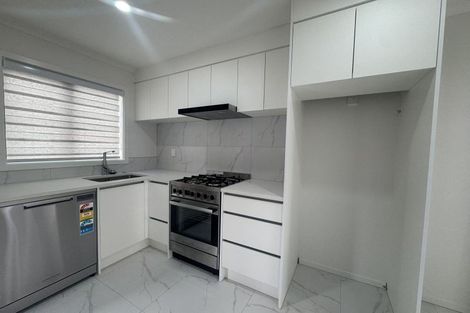 Photo of property in 22 Pickering Crescent, Chedworth, Hamilton, 3210