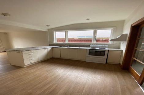 Photo of property in 36a Clare Street, Cambridge, 3434