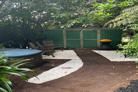 Photo of property in 191 Shaw Road, Oratia, Auckland, 0604