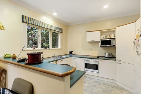 Photo of property in 139 Woodlands Park Road, Titirangi, Auckland, 0604
