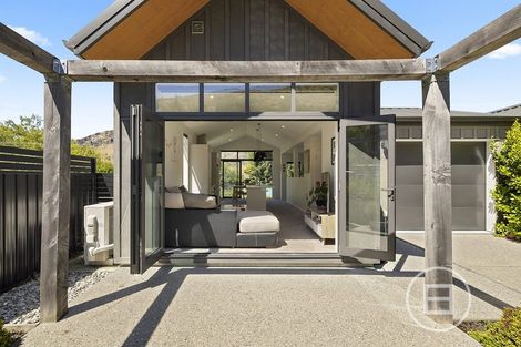 Photo of property in 10 Breaker Lane, Arthurs Point, Queenstown, 9371