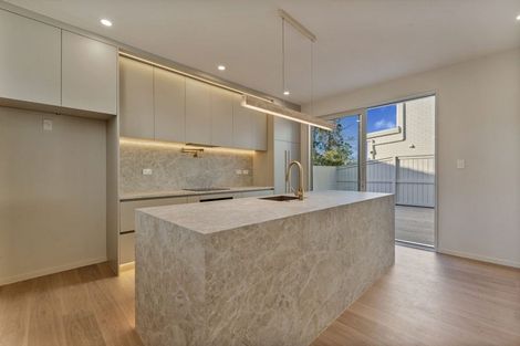 Photo of property in 318 Swanson Road, Henderson, Auckland, 0610