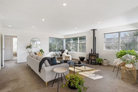 Photo of property in 61 Verbena Road, Birkdale, Auckland, 0626