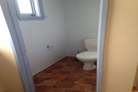 Photo of property in 37 Lyndon Street, Riccarton, Christchurch, 8041