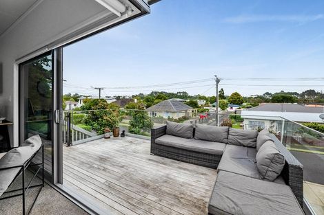 Photo of property in 1a Gordon Street, Glen Avon, New Plymouth, 4312