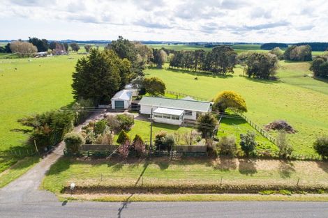 Photo of property in 161 Cemetery Road, Sanson, Palmerston North, 4479