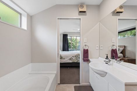 Photo of property in 1/31 Hillsborough Terrace, Hillsborough, Christchurch, 8022