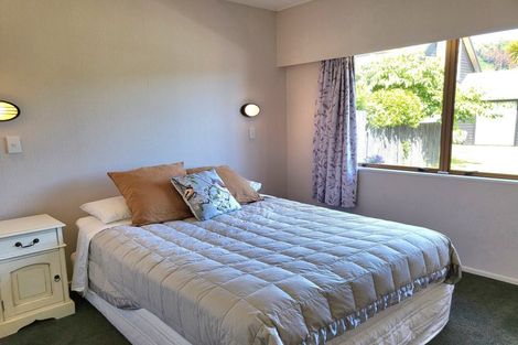 Photo of property in 1/51 Marina Terrace, Kinloch, Taupo, 3377