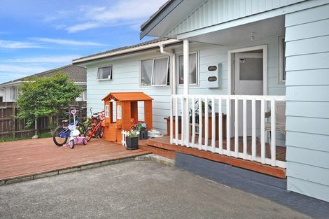 Photo of property in 9 Yearsley Place, Manurewa, Auckland, 2102