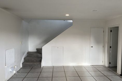 Photo of property in 219c Gills Road, Albany Heights, Auckland, 0632