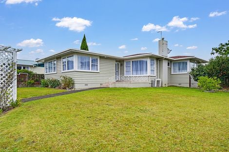 Photo of property in 32 Langley Avenue, Milson, Palmerston North, 4414