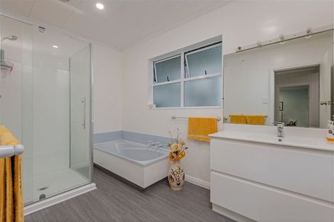 Photo of property in 578 Raumai Road, Bulls, 4894