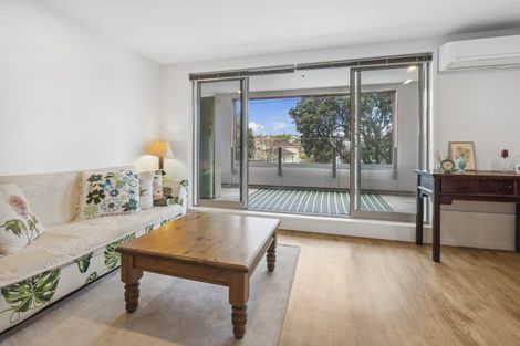 Photo of property in 102/25 Bute Road, Browns Bay, Auckland, 0630