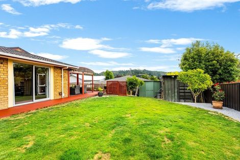 Photo of property in 17 Zeala Grove, Stokes Valley, Lower Hutt, 5019