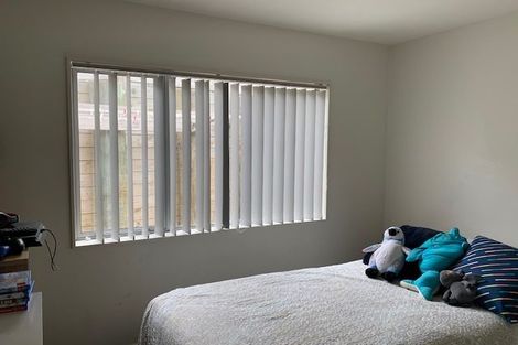 Photo of property in 12a Withers Road, Glen Eden, Auckland, 0602