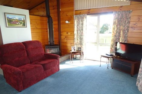 Photo of property in 2a Walmsley Crescent, Paeroa, 3600