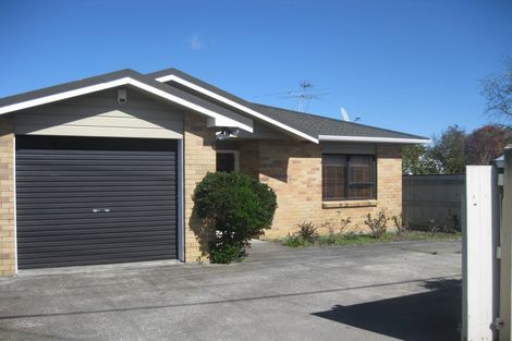 Photo of property in 2/38 Porutu Street, Fairfield, Lower Hutt, 5011