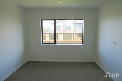 Photo of property in 47 Peihana Road, Hobsonville, Auckland, 0616