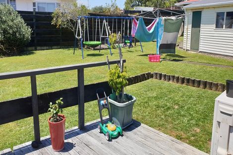 Photo of property in 16 Villa Place, Bell Block, New Plymouth, 4312