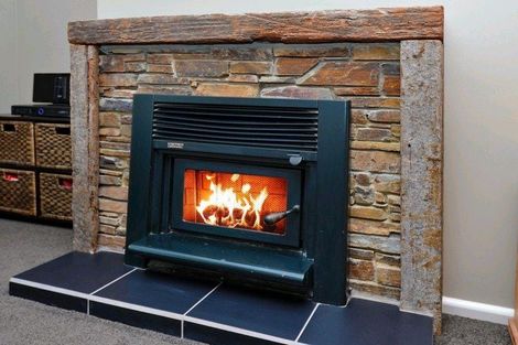 Photo of property in 1 Royal Terrace, Rangiora, 7400