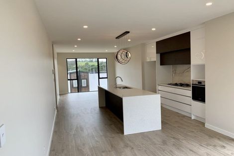 Photo of property in 12 Waihou Crescent, Albany Heights, Auckland, 0632