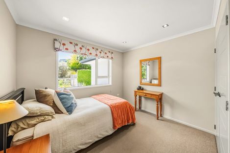 Photo of property in 13 Marua Palm Grove, Timberlea, Upper Hutt, 5018