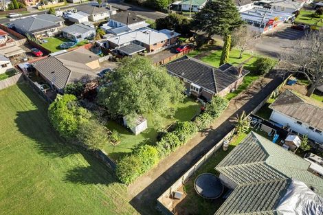 Photo of property in 12 Cross Street, Papakura, 2110