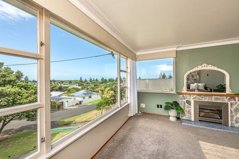 Photo of property in 9a Karewa Street, Castlecliff, Whanganui, 4501