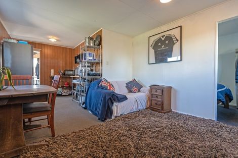 Photo of property in 38 Acacia Street, Kelvin Grove, Palmerston North, 4414