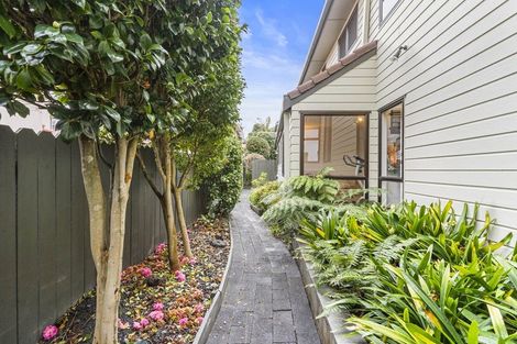 Photo of property in 28a Orchard Road, Waiake, Auckland, 0630