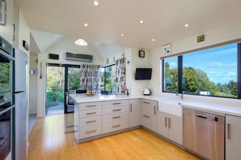 Photo of property in 102 Tokongawa Drive, Kaiteriteri, Motueka, 7197