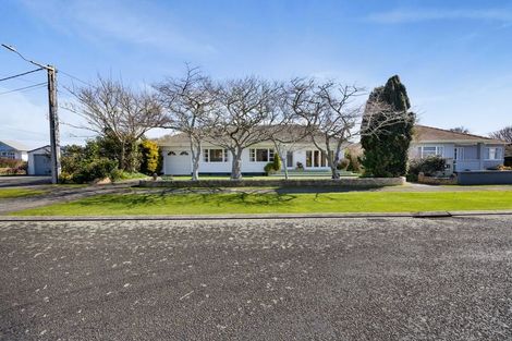 Photo of property in 57 Dixon Avenue, Hawera, 4610