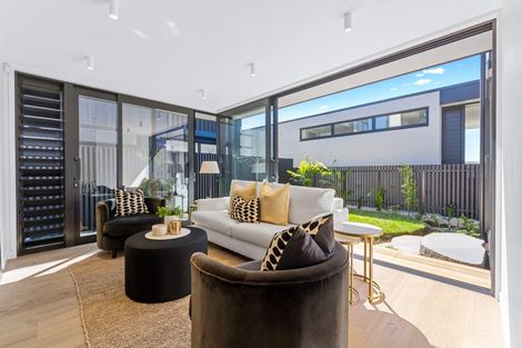 Photo of property in 14a Muritai Road, Milford, Auckland, 0620