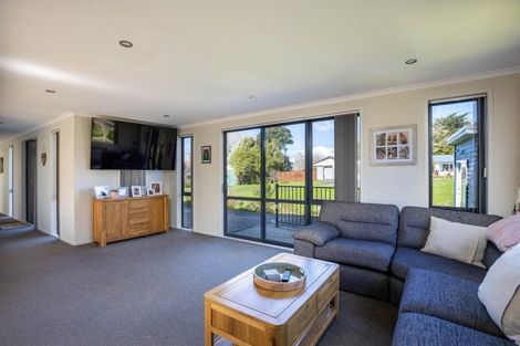 Photo of property in 20 Bosworth Street, Egmont Village, 4372