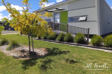 Photo of property in 1 Manaaki Circle, Paparoa, 0571