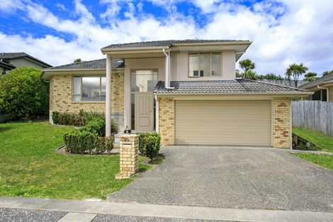 Photo of property in 25 Henry Partington Place, Greenhithe, Auckland, 0632