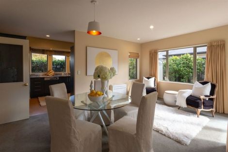 Photo of property in 71 Jeffreys Road, Fendalton, Christchurch, 8052