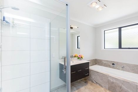 Photo of property in 27 Salisbury Crescent, Wallaceville, Upper Hutt, 5018