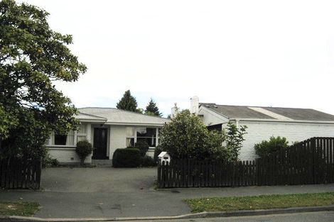 Photo of property in 11 Gainford Street, Avonhead, Christchurch, 8042