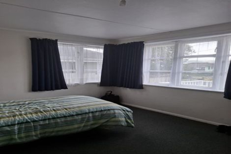 Photo of property in 68 Strand Crescent, Naenae, Lower Hutt, 5011